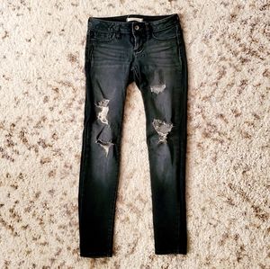 BULLHEAD | ripped jean jeggings